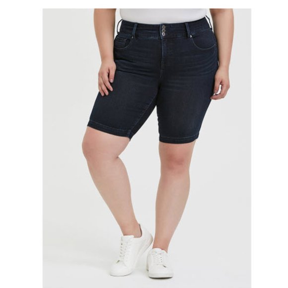 Torrid Pants - Torrid Jegging Bermuda Short - Premium Stretch